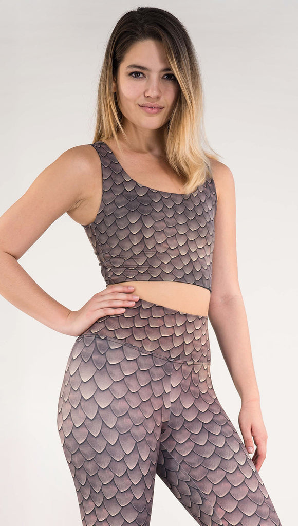 Right view of model wearing the reversible Dragon/ Leopard top in the Dragon side in the color brown